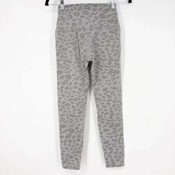 Beyond Yoga Grey Leopard Leggings XS - Picture 4 of 9